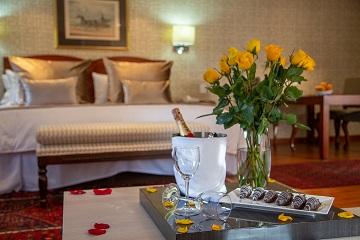 JUNIOR SUITE JUNIOR SUITE