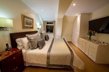 JUNIOR SUITE JUNIOR SUITE